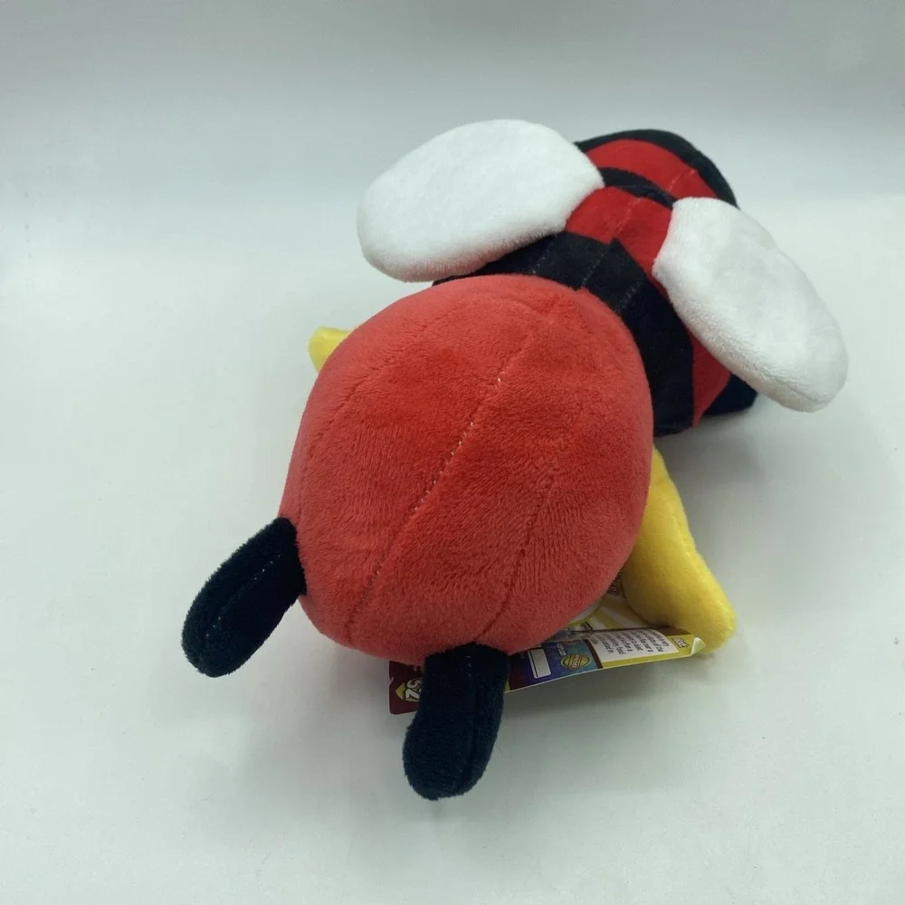 NWT Sqwishland Farm Series 1 Hectarine the Sqwee 3 in 1 Red Bee
